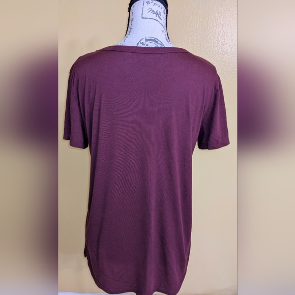 DISNEY Jasmine Aladdin Graphic T Shirt Burgundy Size  Large - Picture 2 of 4